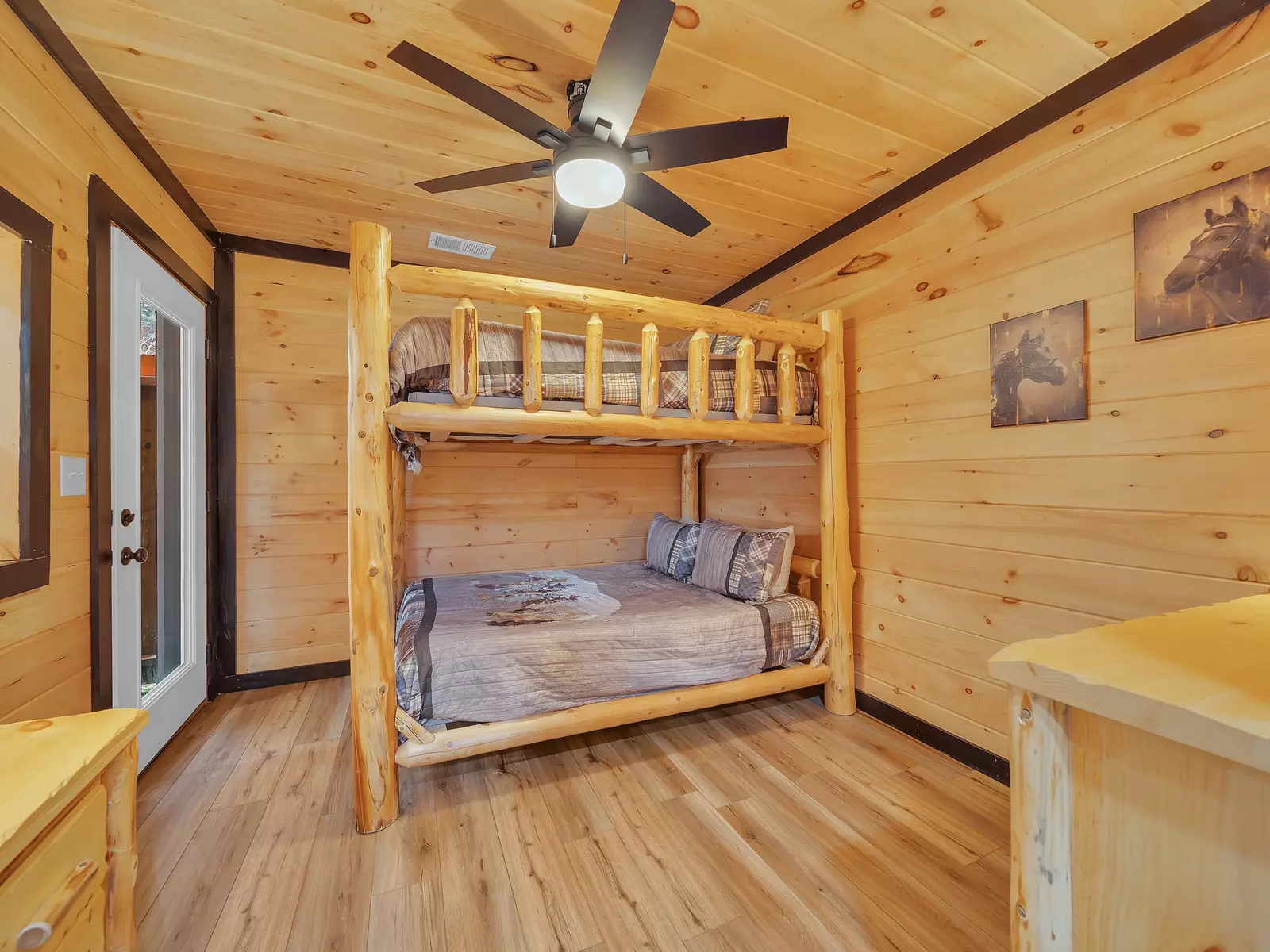 Property image, Exterior, of Endless Fun #3615