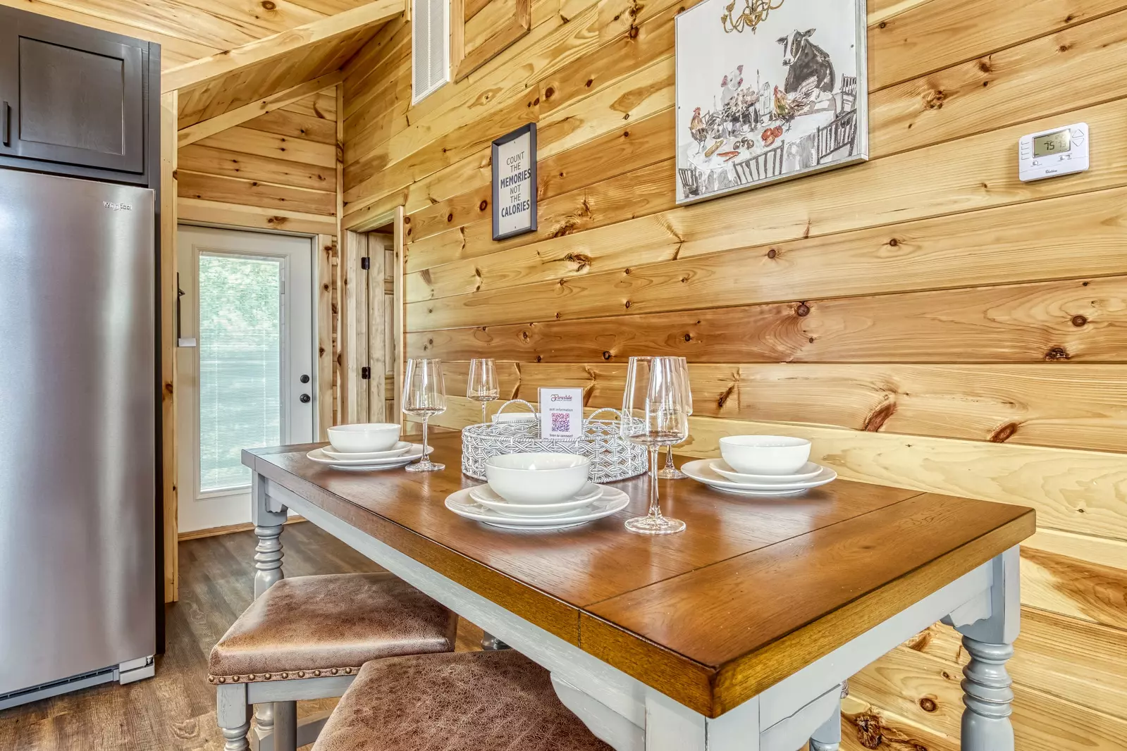 Mountain Memories dining area