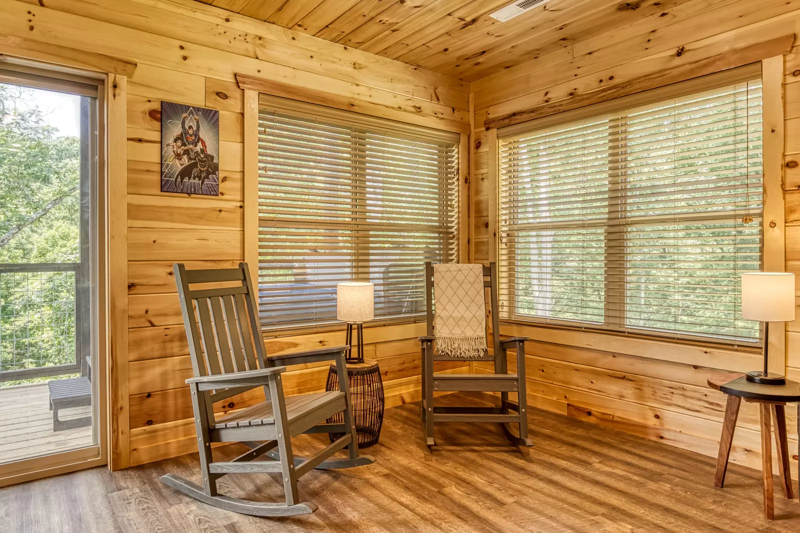 Mountain Memories lower level sitting area with rocking chairs