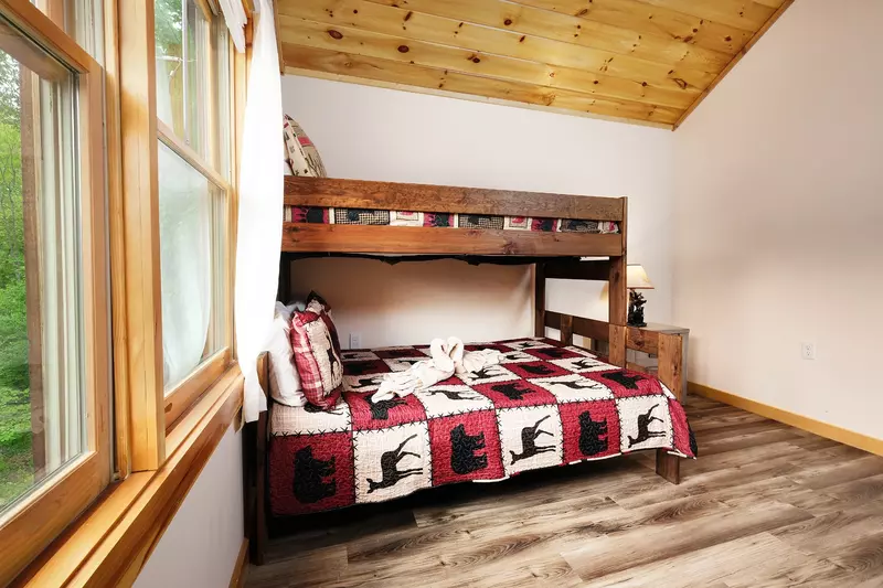 Smokey's Hideaway