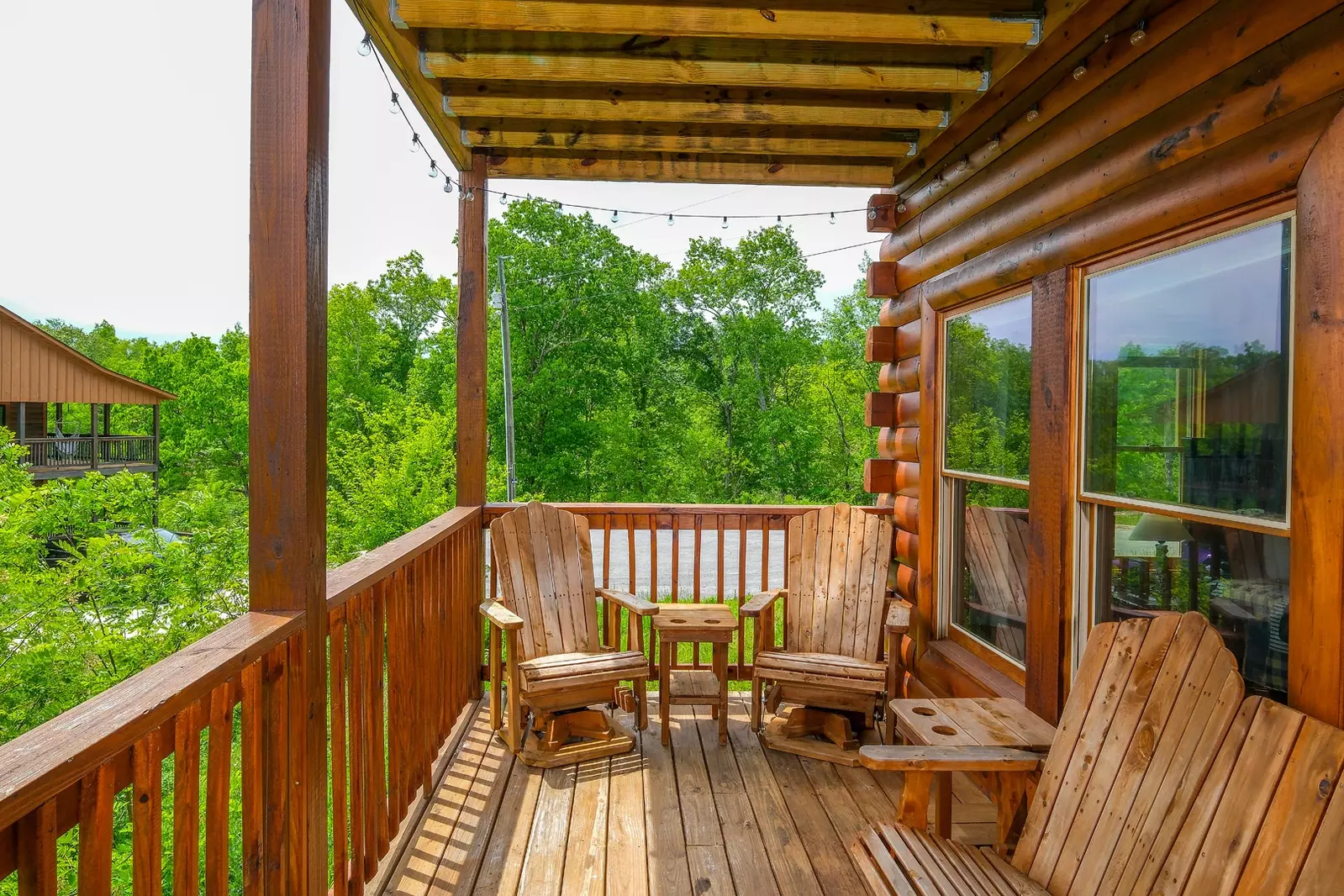 Smokey's Hideaway