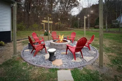 A Smoky Luxe Retreat