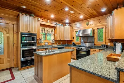 Property image, Interior, of Wine Down