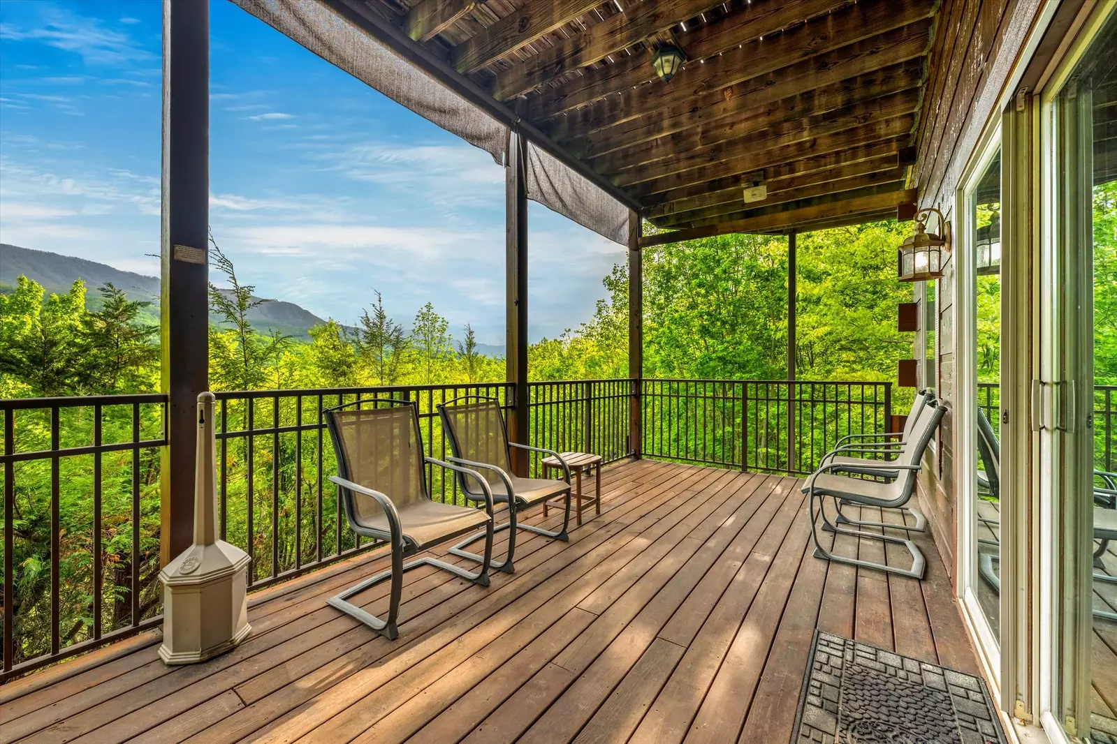 Property image, Interior, of Wine Down
