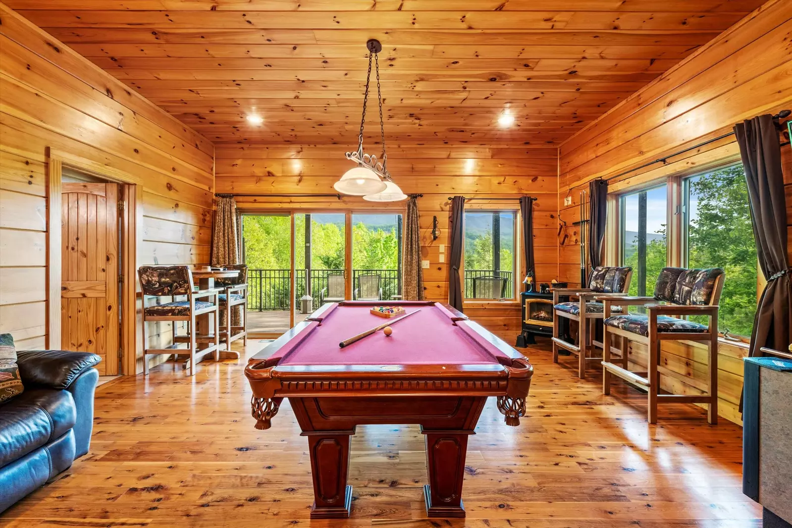Property image, Interior, of Wine Down