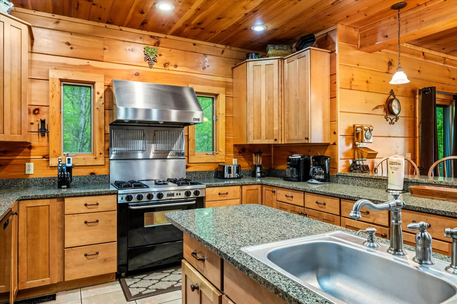 Property image, Interior, of Wine Down