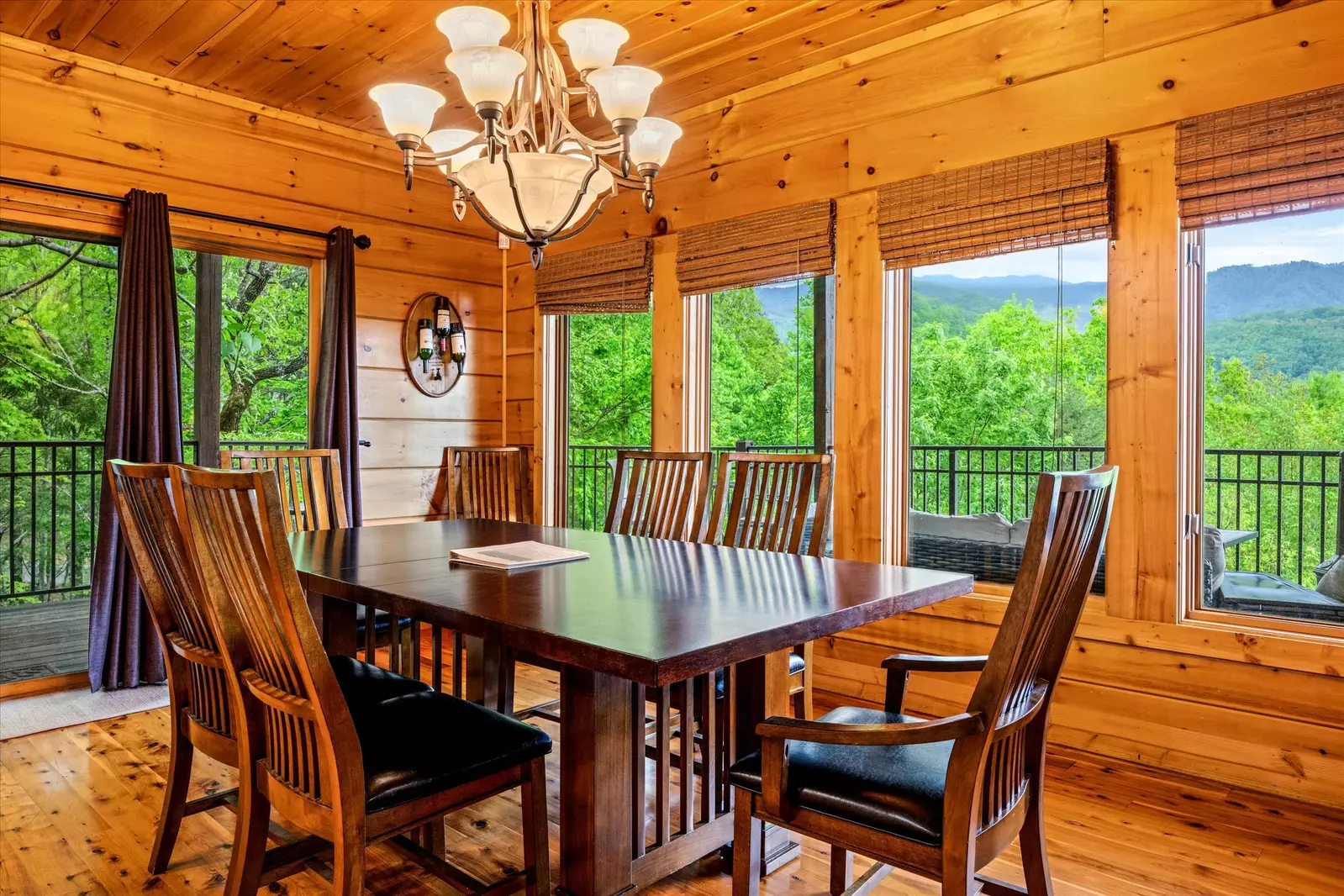 Property image, Interior, of Wine Down