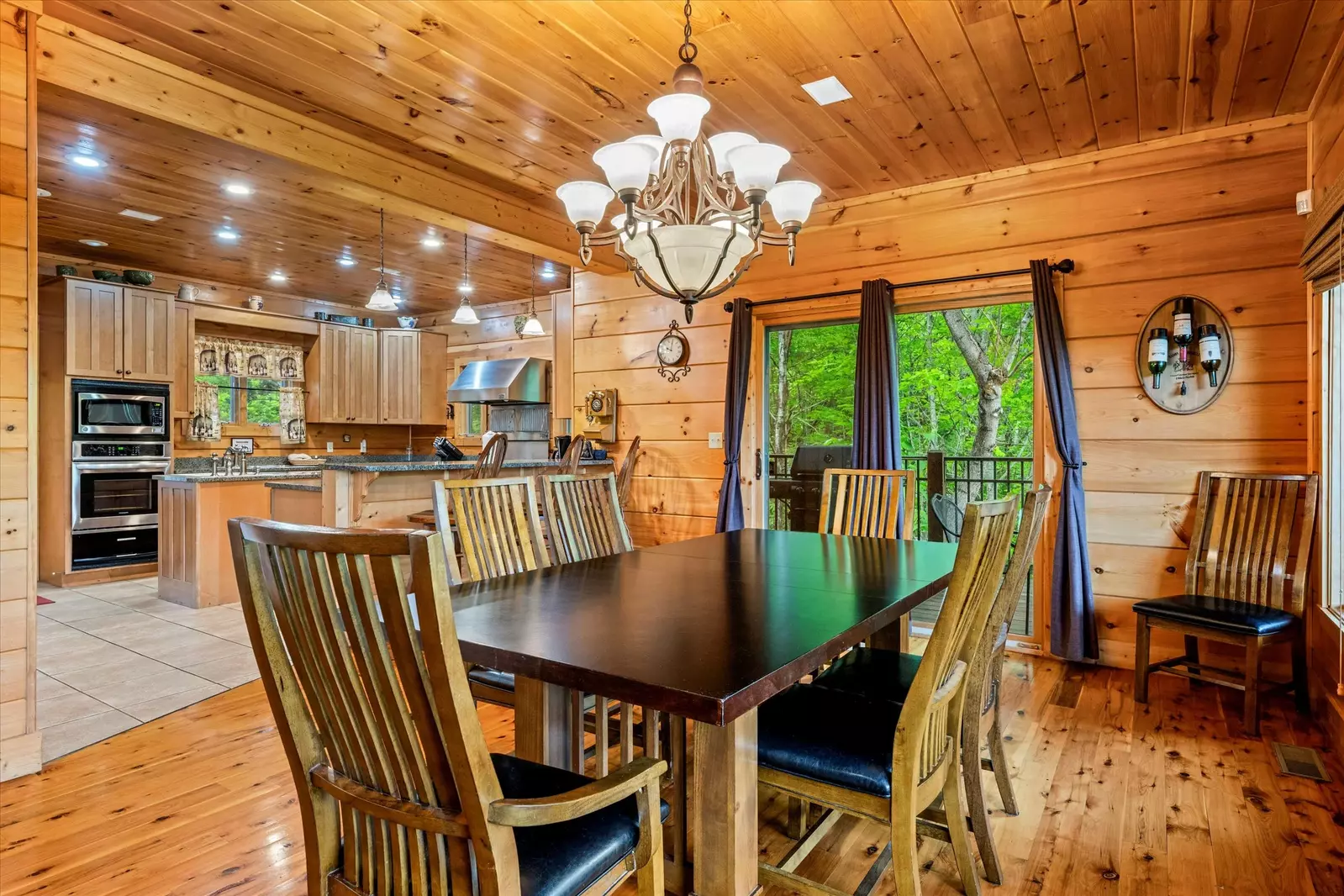 Property image, Interior, of Wine Down