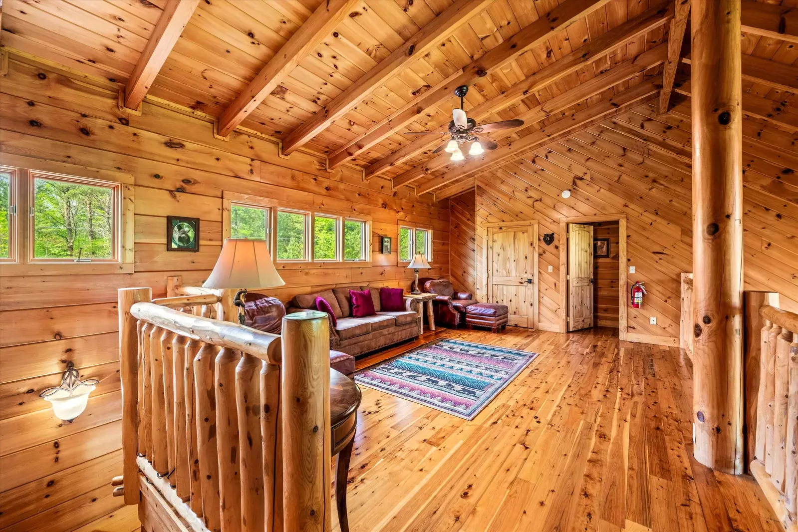 Property image, Interior, of Wine Down