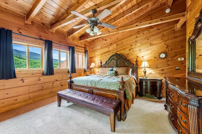 Property image, Interior, of Wine Down