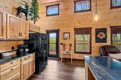 Property image, Interior, of Twin Peaks