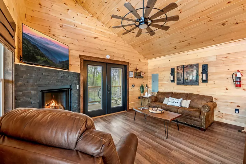 Property image, Interior, of Twin Peaks