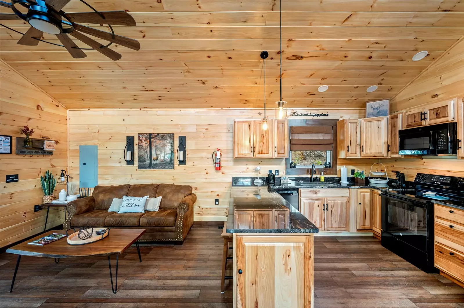 Property image, Interior, of Twin Peaks
