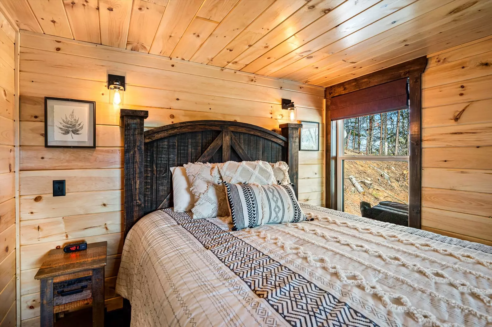 Property image, Interior, of Twin Peaks