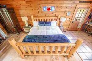 King bed to relax after a day of fun