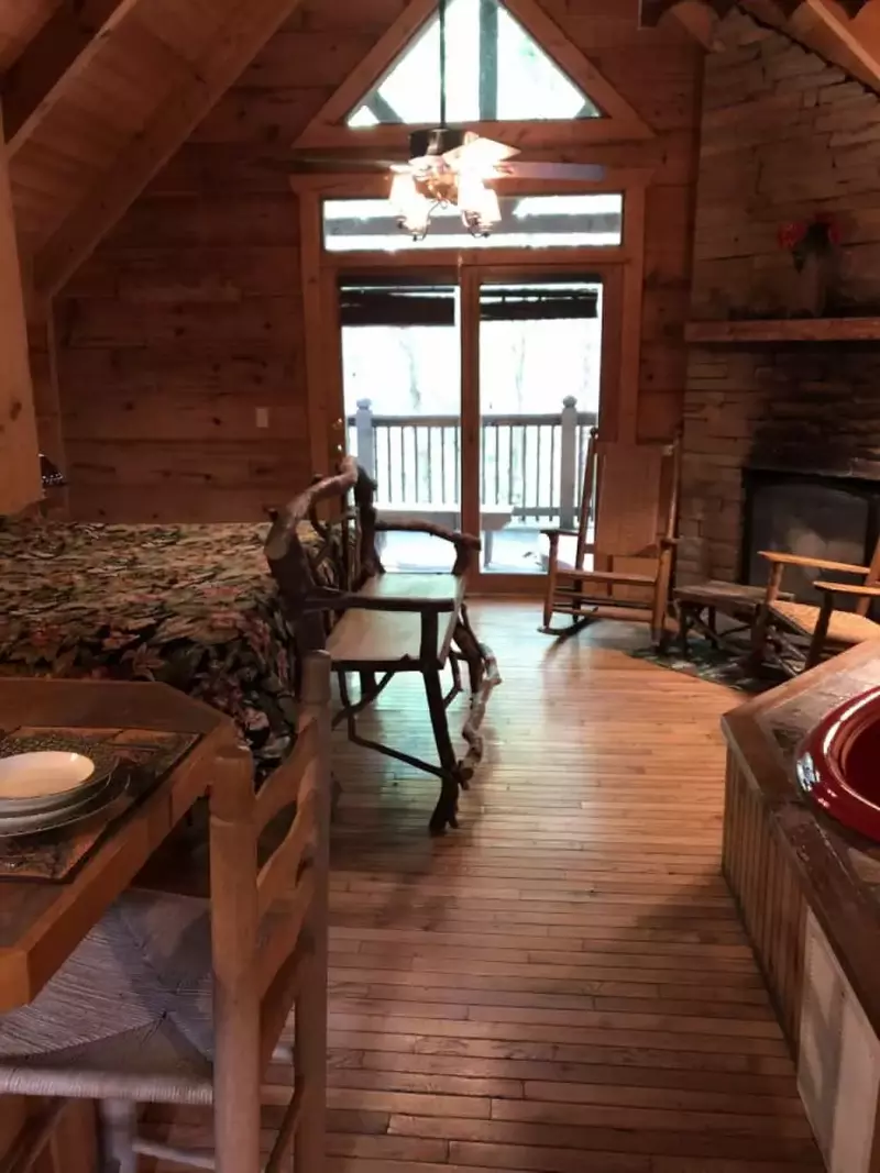 Gatlinburg Adventure Cabins - Sweetbriar