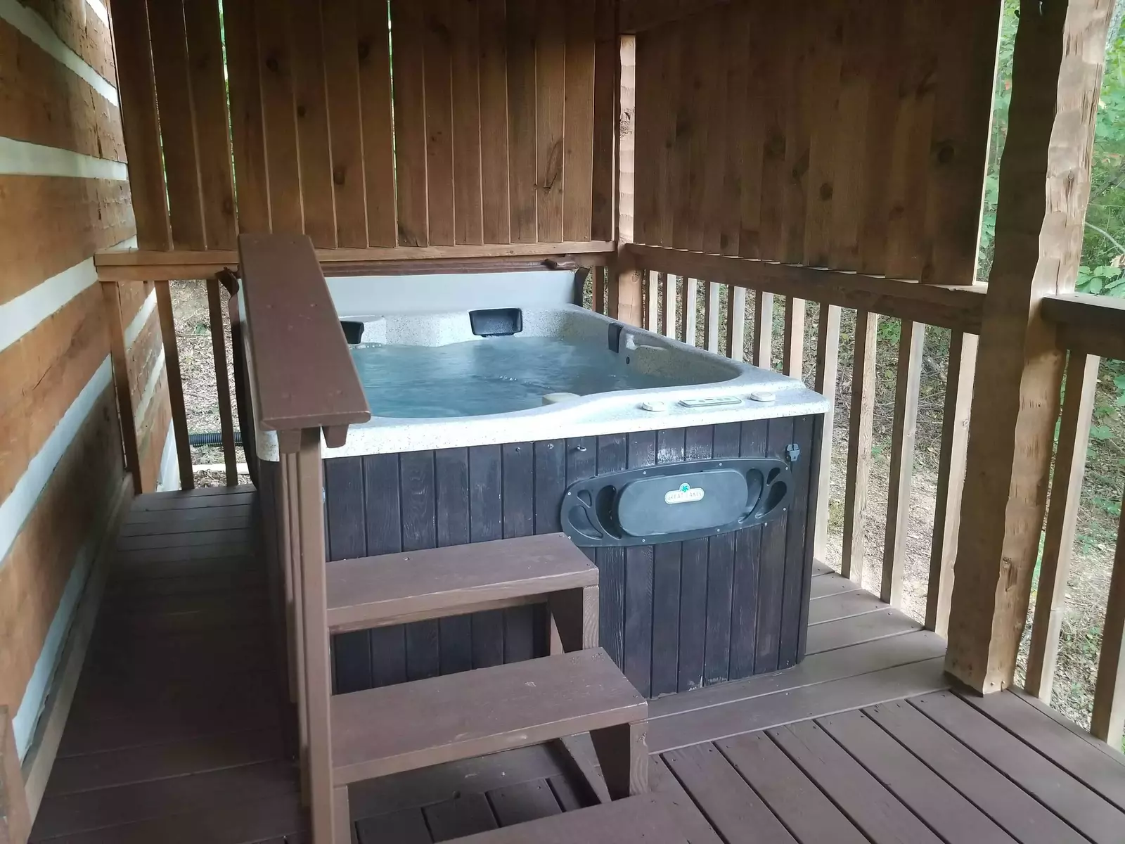 Leroy's Quiet and Cozy Cabin