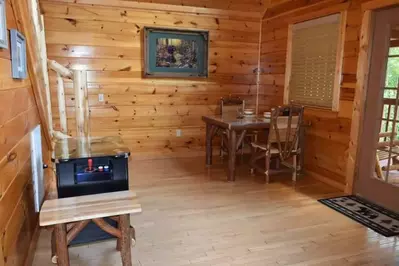 Southern Vieux Cabin