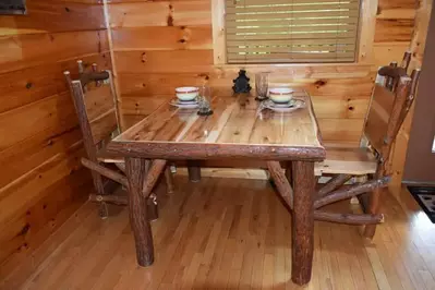 Southern Vieux Cabin