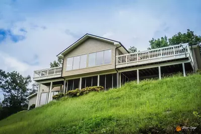 LeConte Mountain Lodge