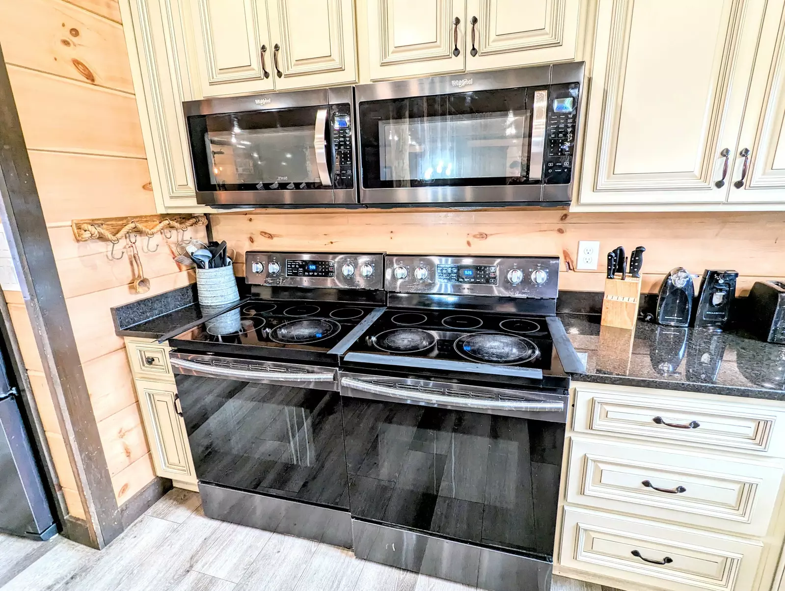 Chestnut Oak Lodge