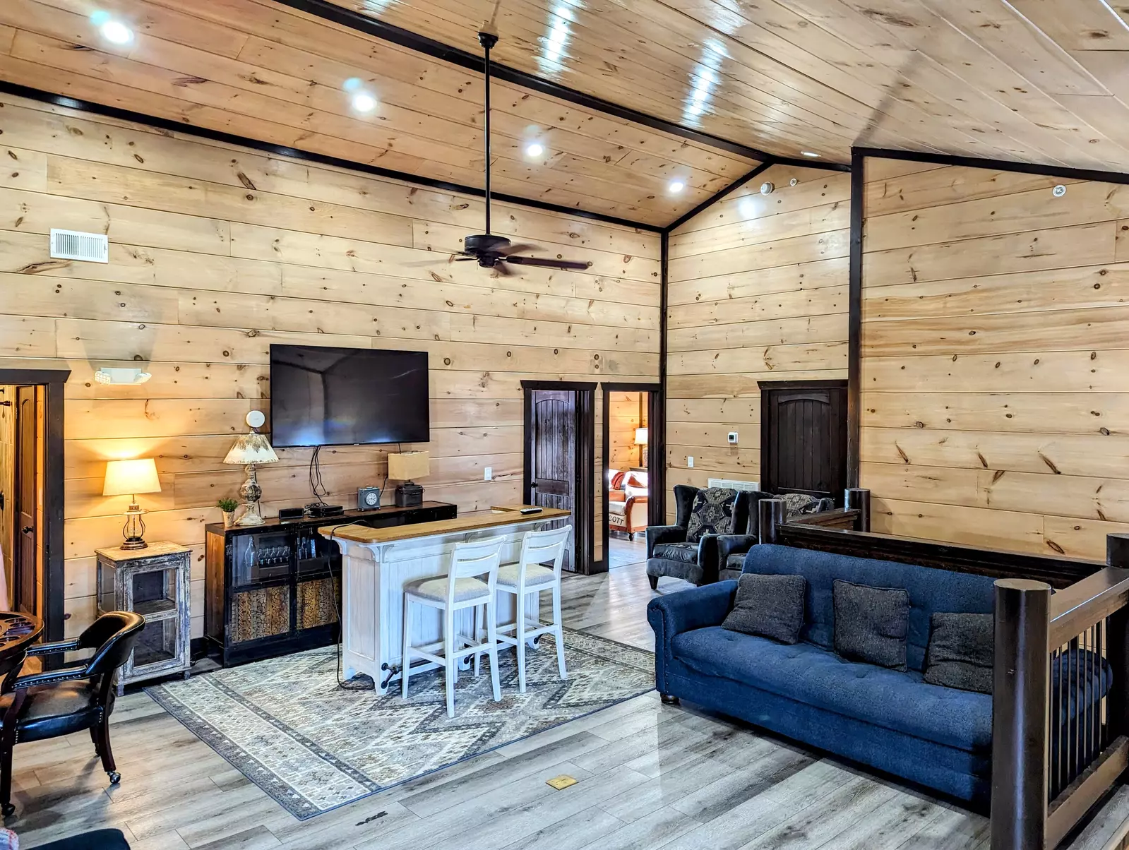 Chestnut Oak Lodge