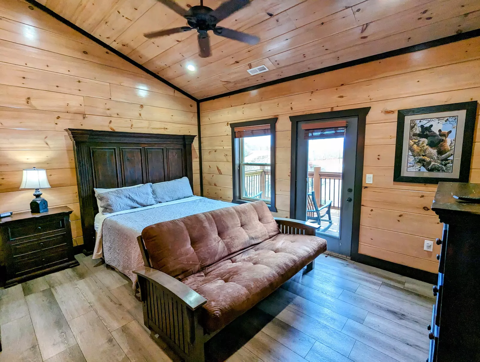 Chestnut Oak Lodge