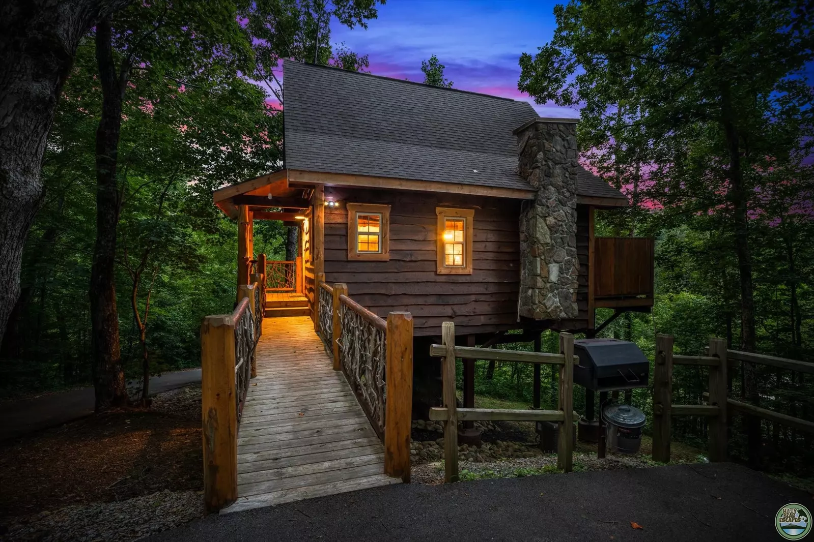 Hazy Bear Treehouse #3