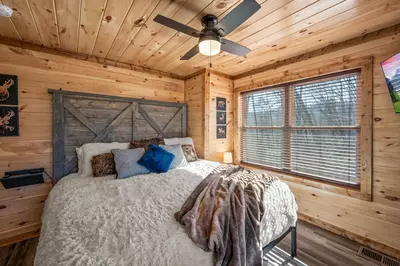downstairs king bedroom
