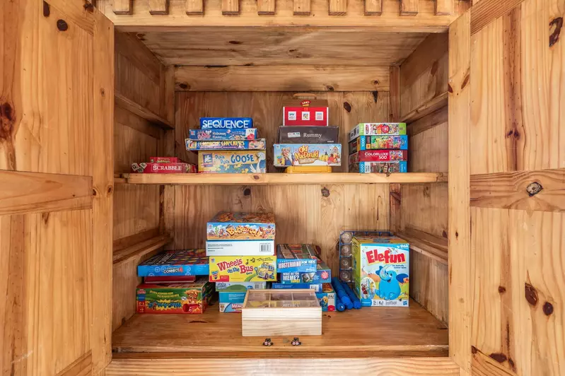 Puzzles and games for entertainment