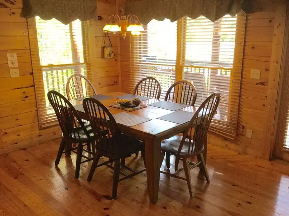 Luxury Log Cabin Pigeon Forge