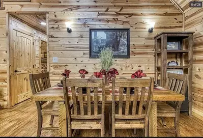 Dining with plenty of seating