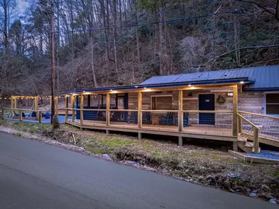Bear Paradise Cabin