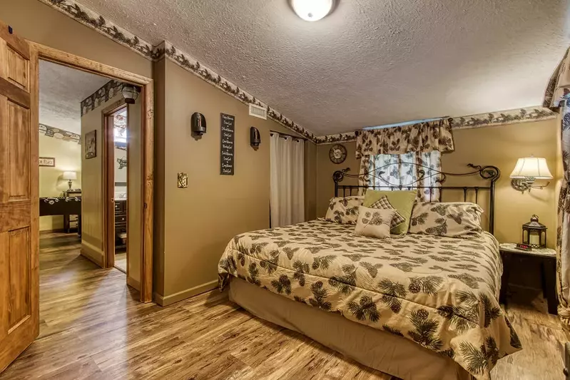 Upstairs king bedroom