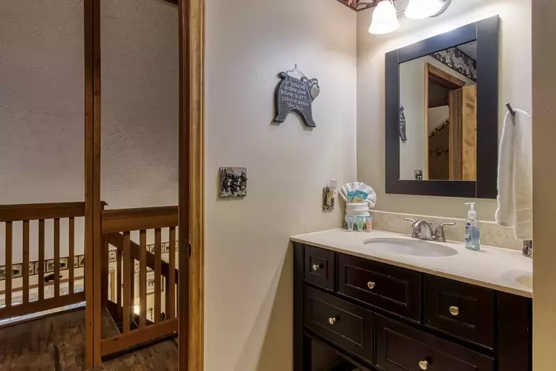 Upstairs shared bathroom