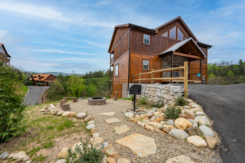 Bear Foot Retreat