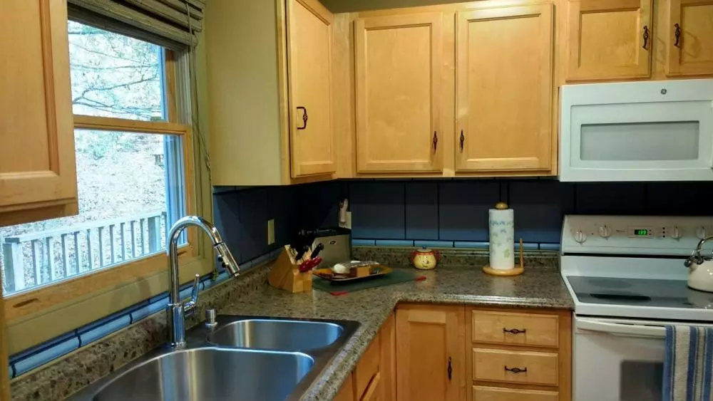 Creekside Cabin