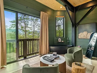 Sirius Tree house