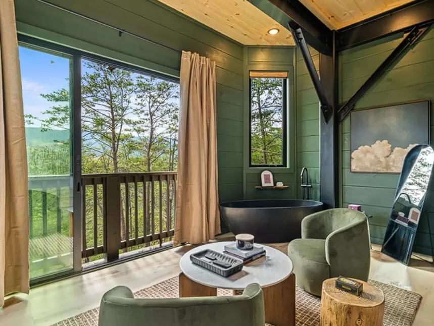 Sirius Tree house