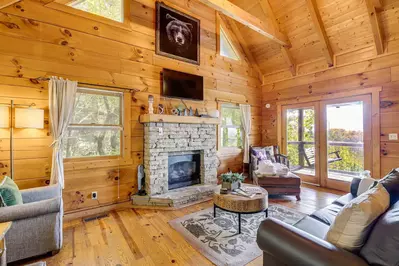 Outlook Ridge Cabin