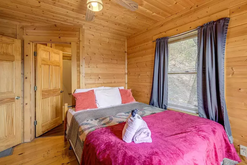 Outlook Ridge Cabin