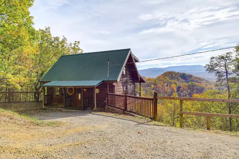 Outlook Ridge Cabin