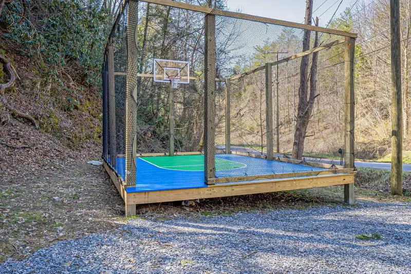 Bear Paradise Cabin