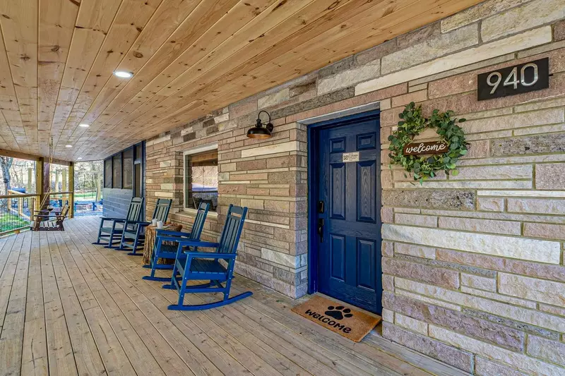 Bear Paradise Cabin