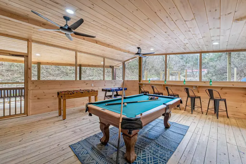 Bear Paradise Cabin
