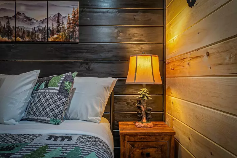 Bear Paradise Cabin