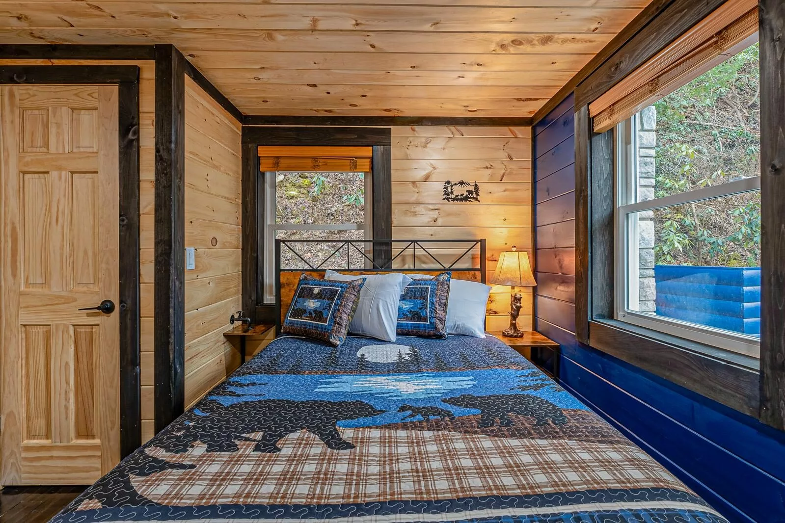 Bear Paradise Cabin