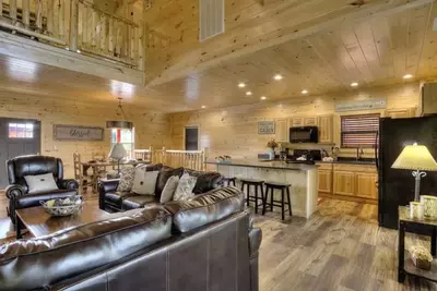 Living / Dining Area