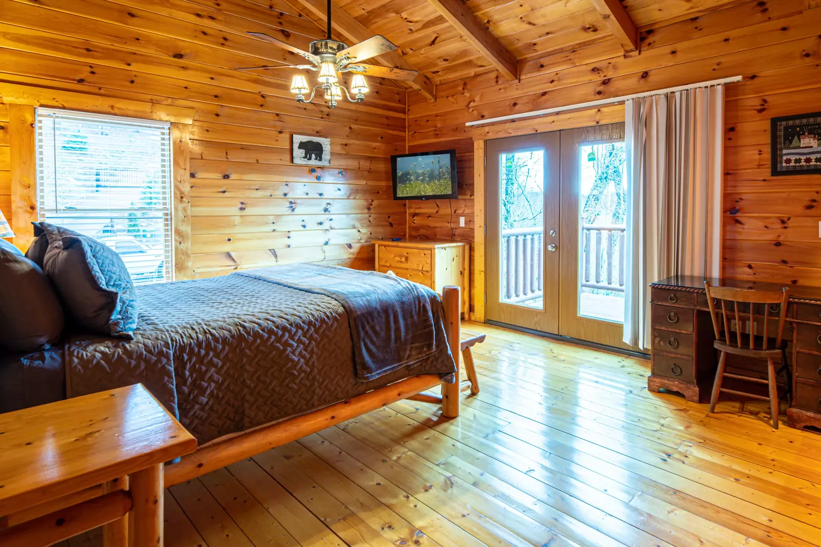 Bedroom 4 - upper level - queen bed - private deck with mountain views