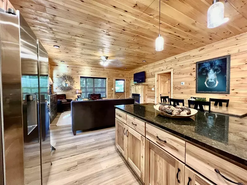 Tennessee Oasis Pool Cabin